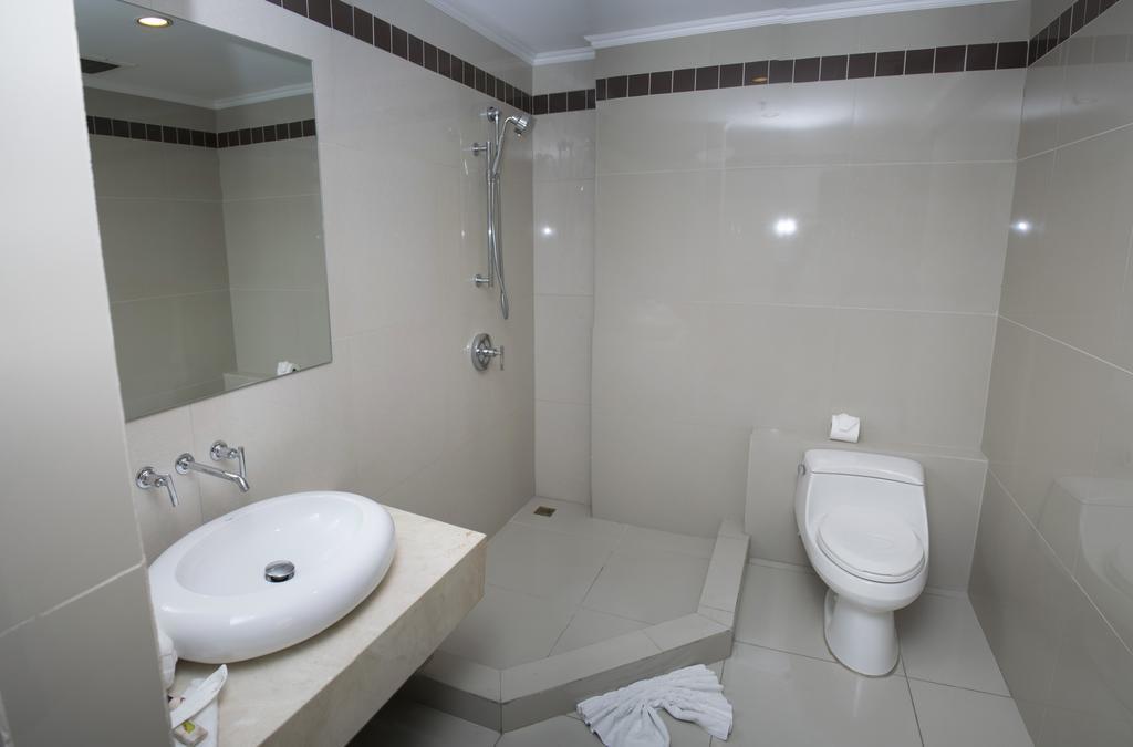 Torres Del Lago Suites And Apartments San José Dış mekan fotoğraf