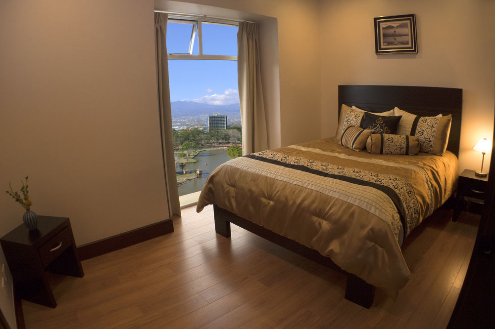 Torres Del Lago Suites And Apartments San José Dış mekan fotoğraf