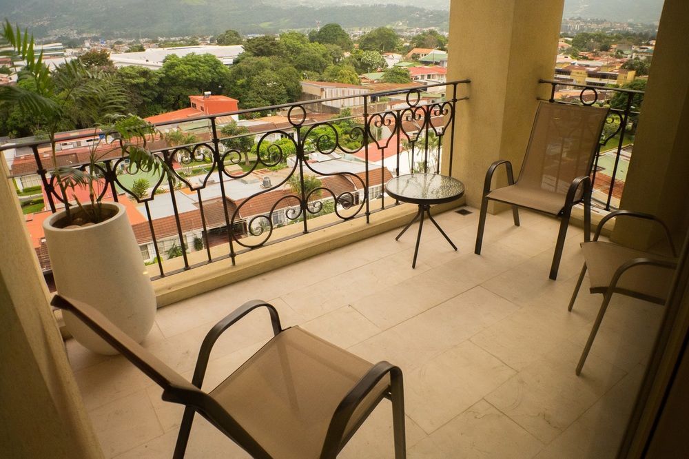 Torres Del Lago Suites And Apartments San José Dış mekan fotoğraf