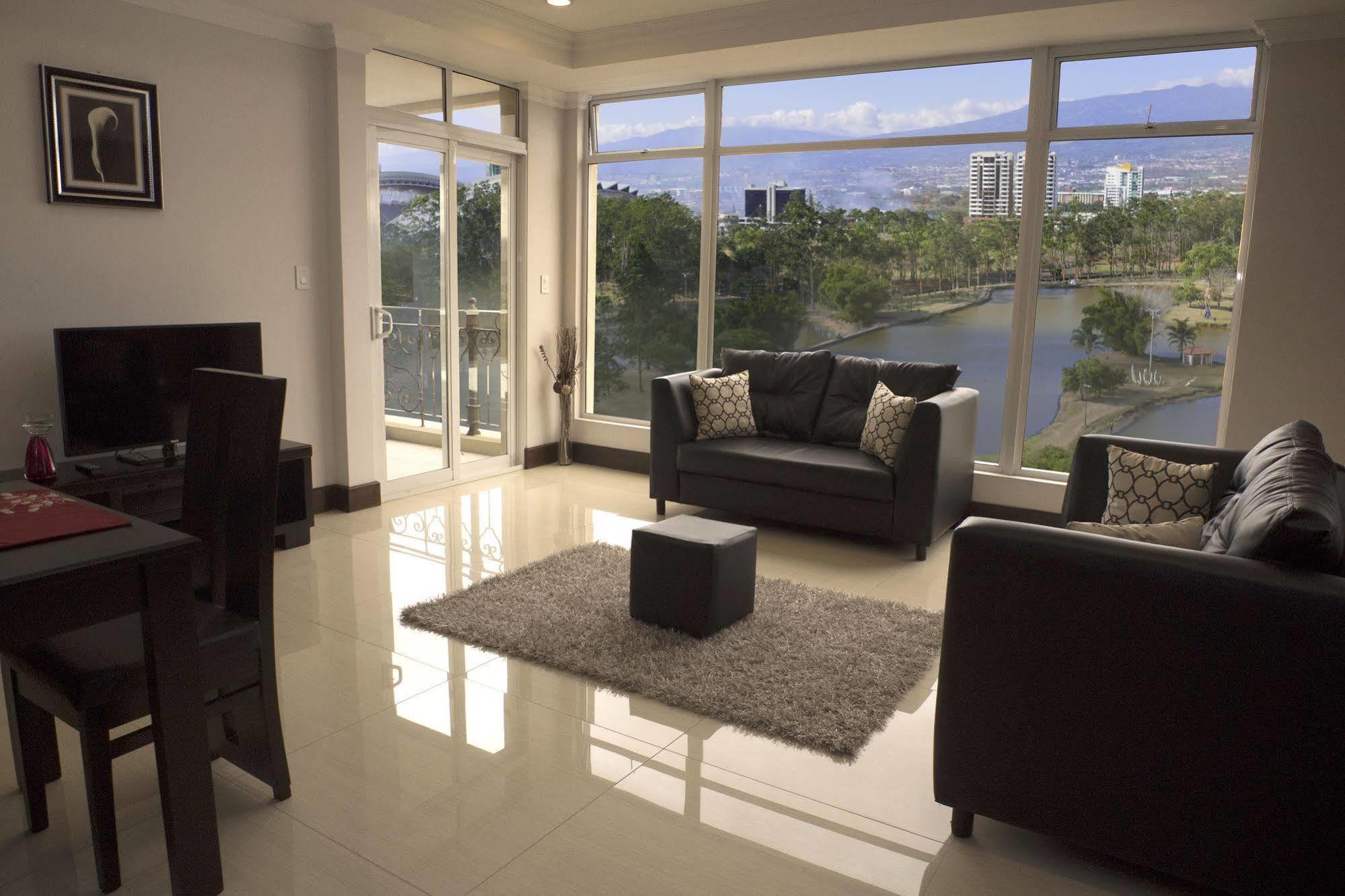 Torres Del Lago Suites And Apartments San José Dış mekan fotoğraf