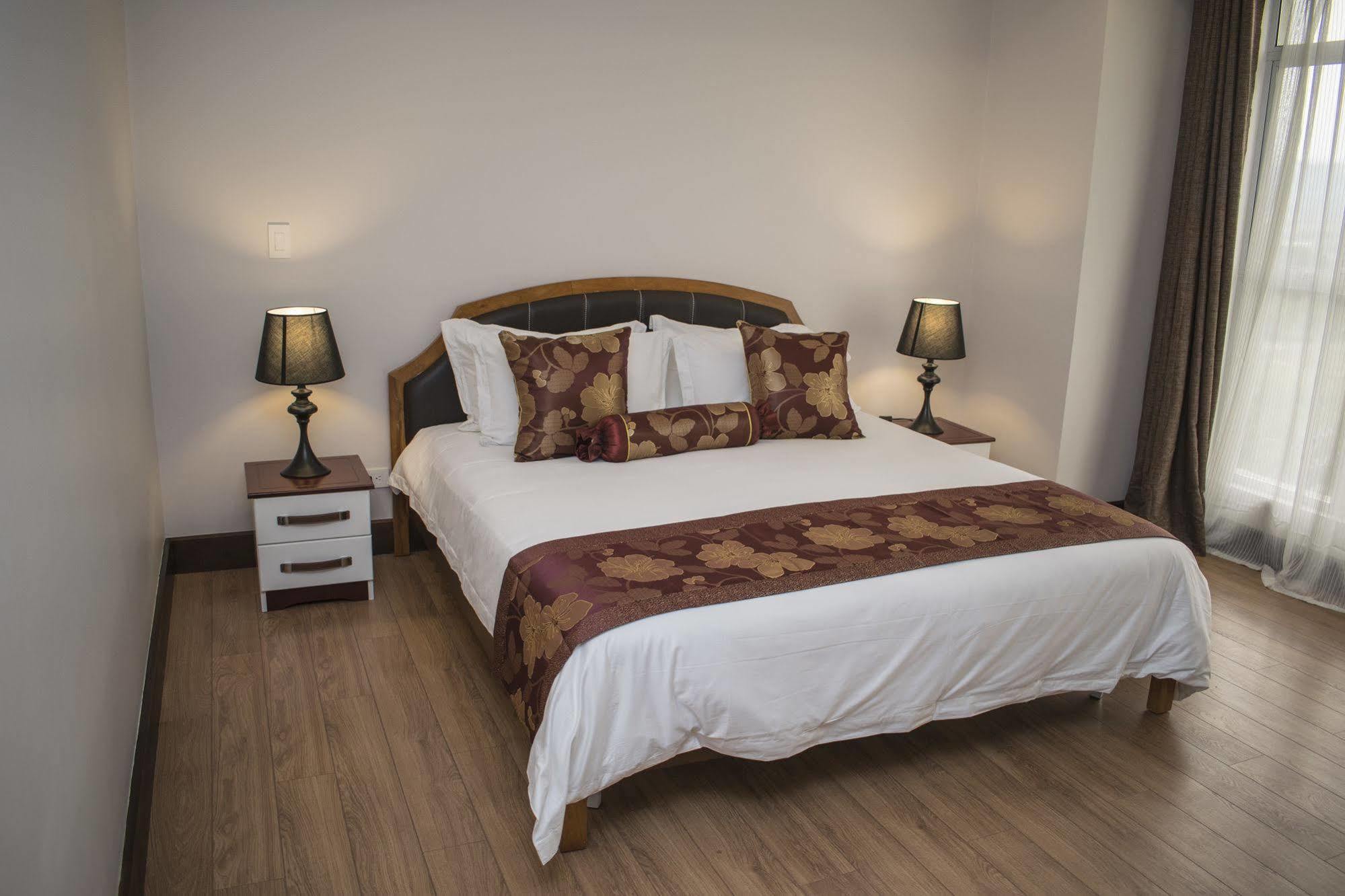 Torres Del Lago Suites And Apartments San José Dış mekan fotoğraf