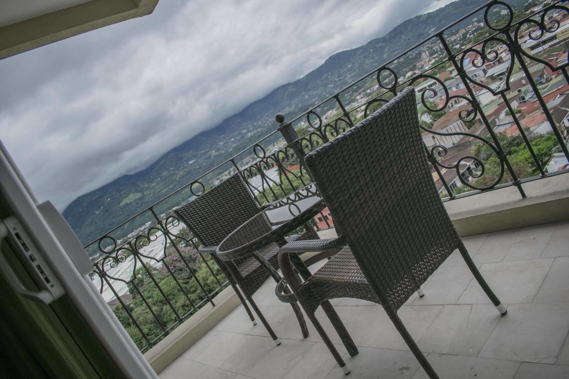 Torres Del Lago Suites And Apartments San José Dış mekan fotoğraf