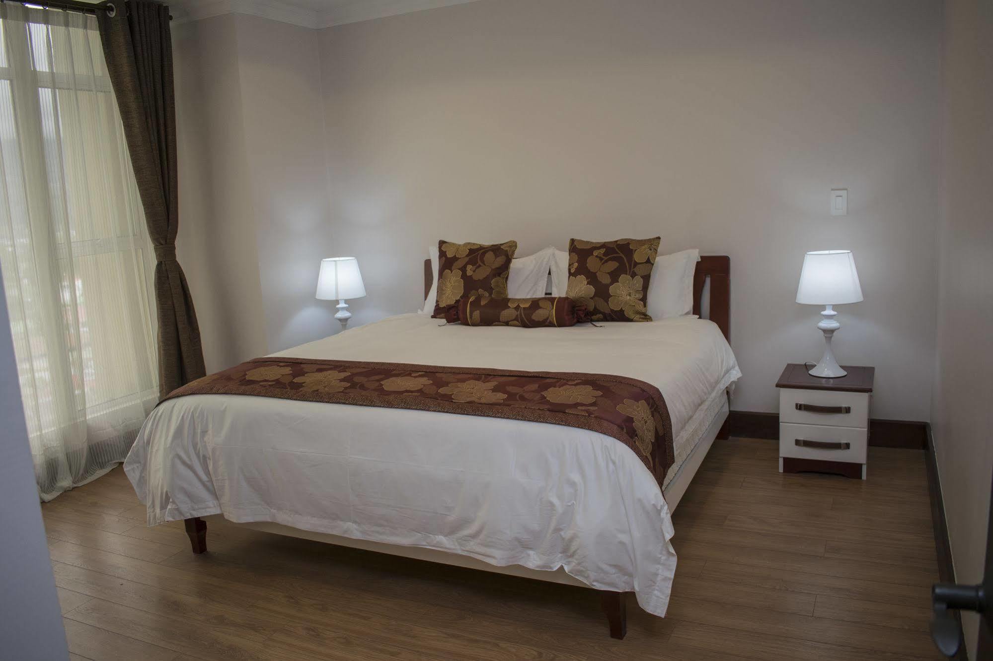 Torres Del Lago Suites And Apartments San José Dış mekan fotoğraf